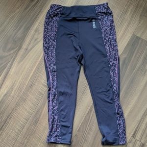 5/$45 Elle Sport Capri Workout Leggings